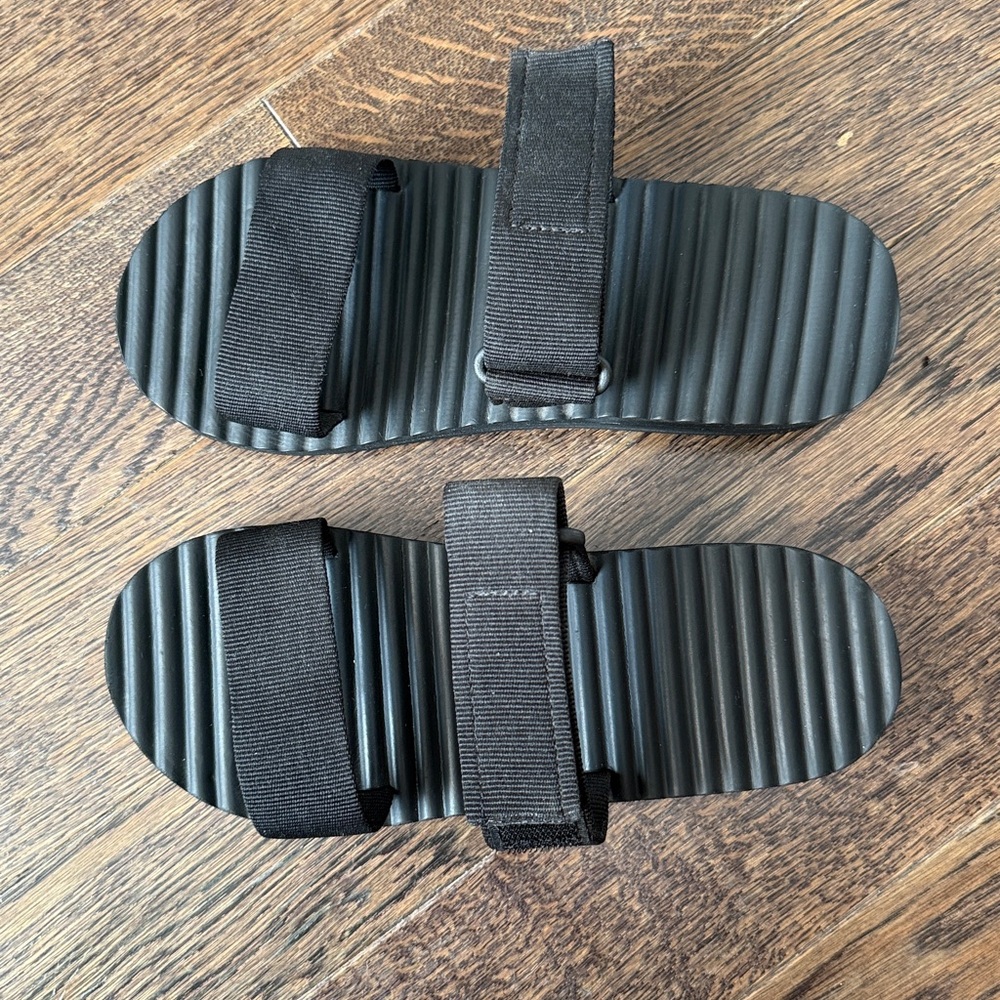 MUJI Strappy Sandals US 5